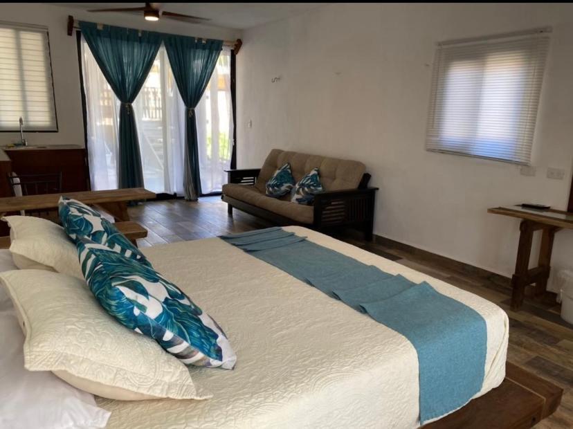 Hotel Ah Muzenkab El Cuyo Esterno foto